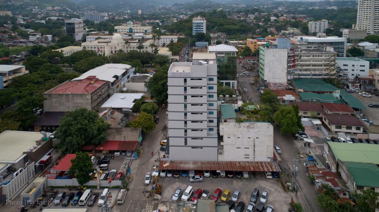 Griffin Hotel And Suites Cebu Екстер'єр фото