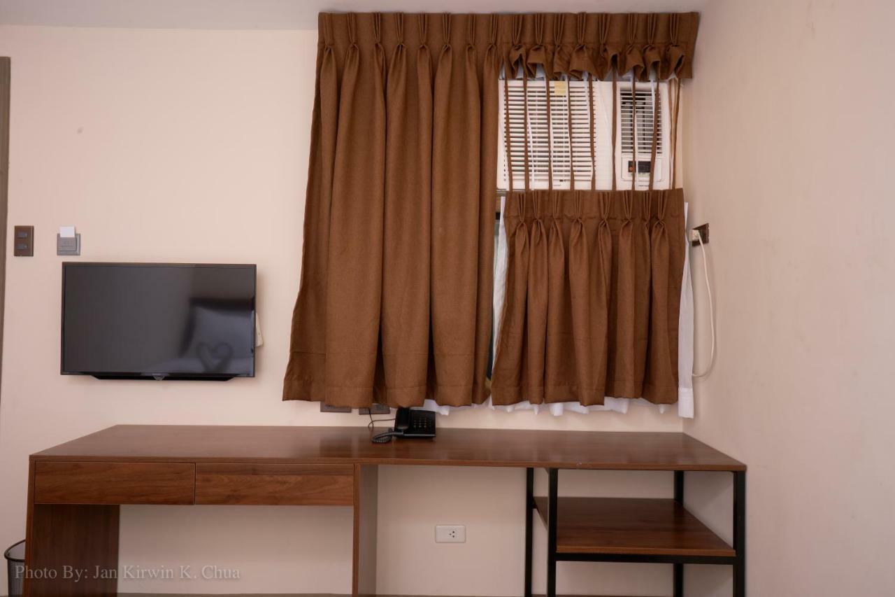 Griffin Hotel And Suites Cebu Екстер'єр фото