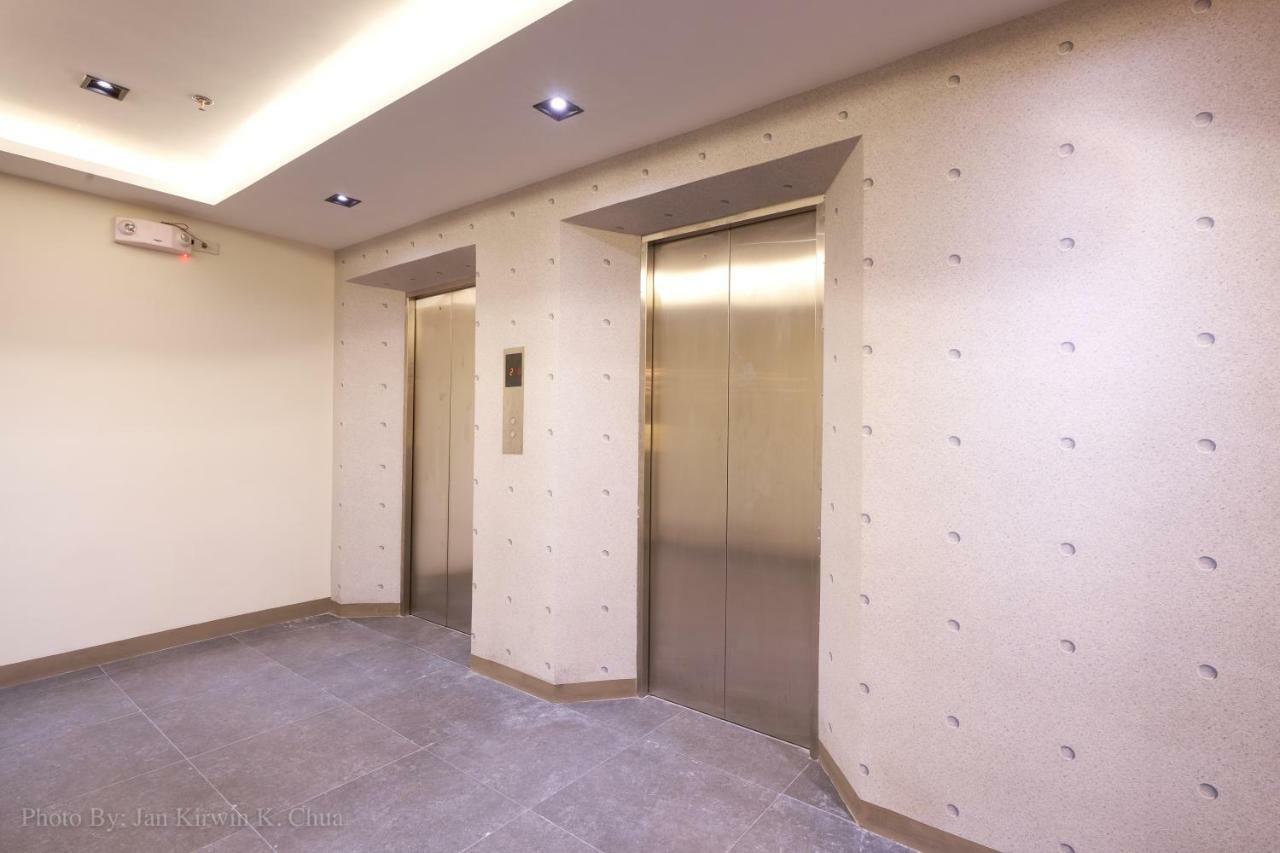 Griffin Hotel And Suites Cebu Екстер'єр фото