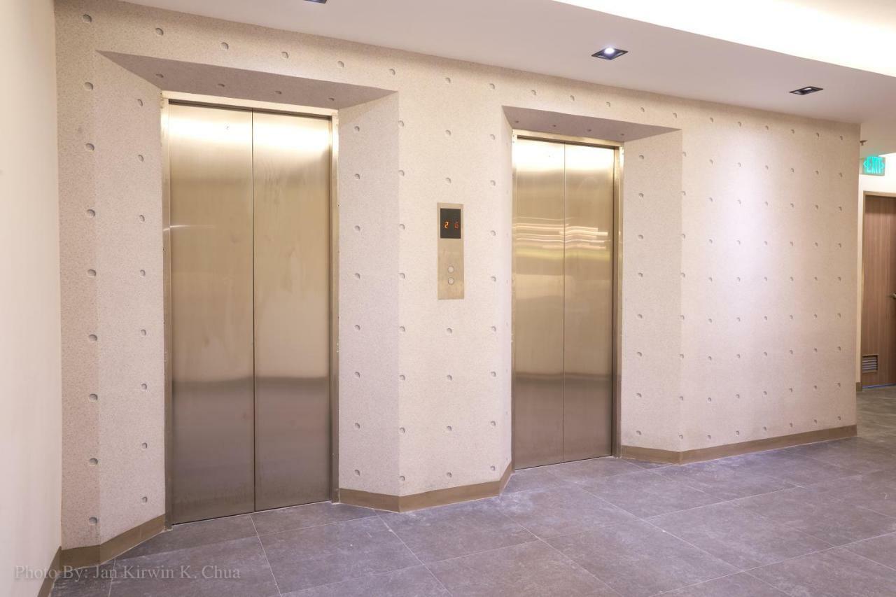 Griffin Hotel And Suites Cebu Екстер'єр фото