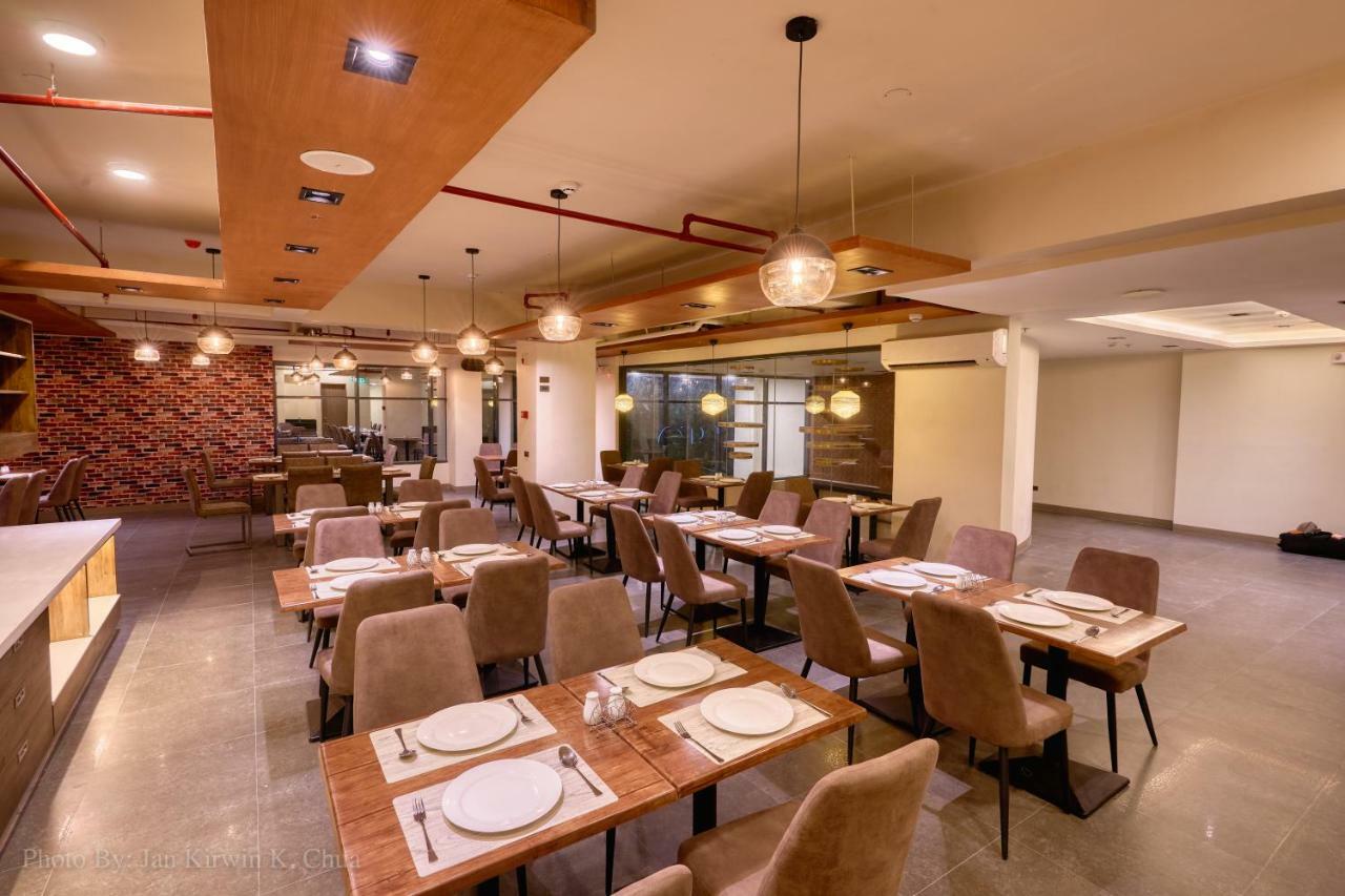 Griffin Hotel And Suites Cebu Екстер'єр фото